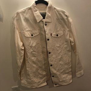 Cream Levi’s long denim jacket